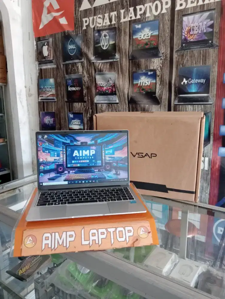 Laptop VSAP mulus fullset segel ram 8 gb ssd 256 like new