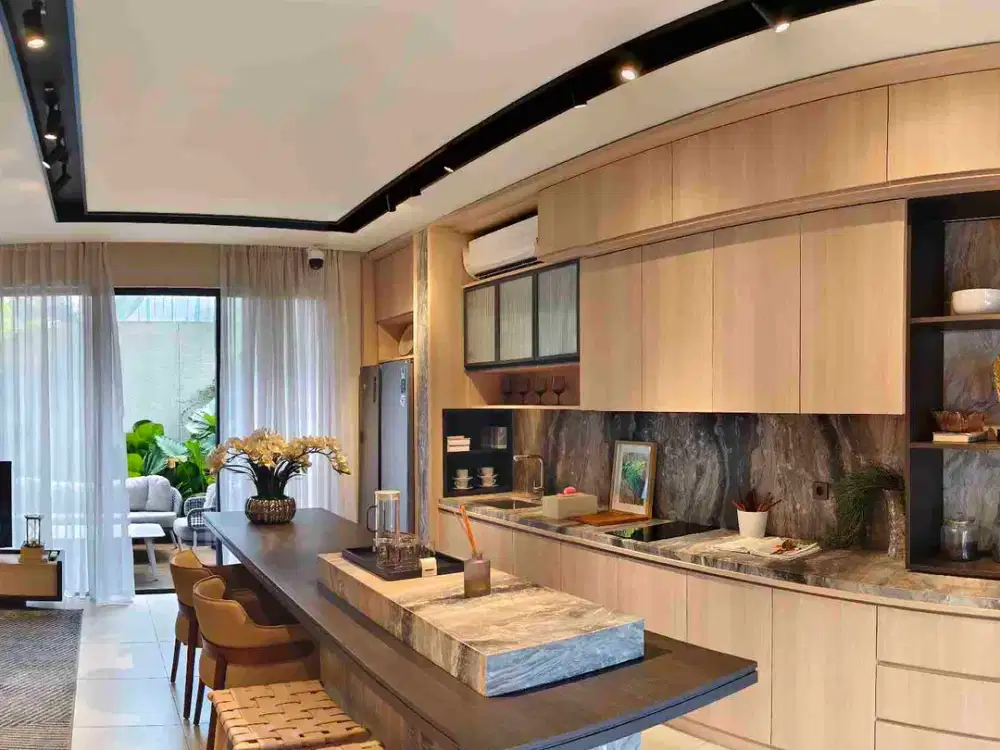 Dijual Rumah Luas lippo cikarang