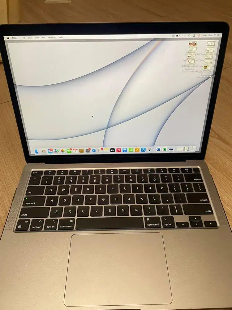 Macbook air M1 2020