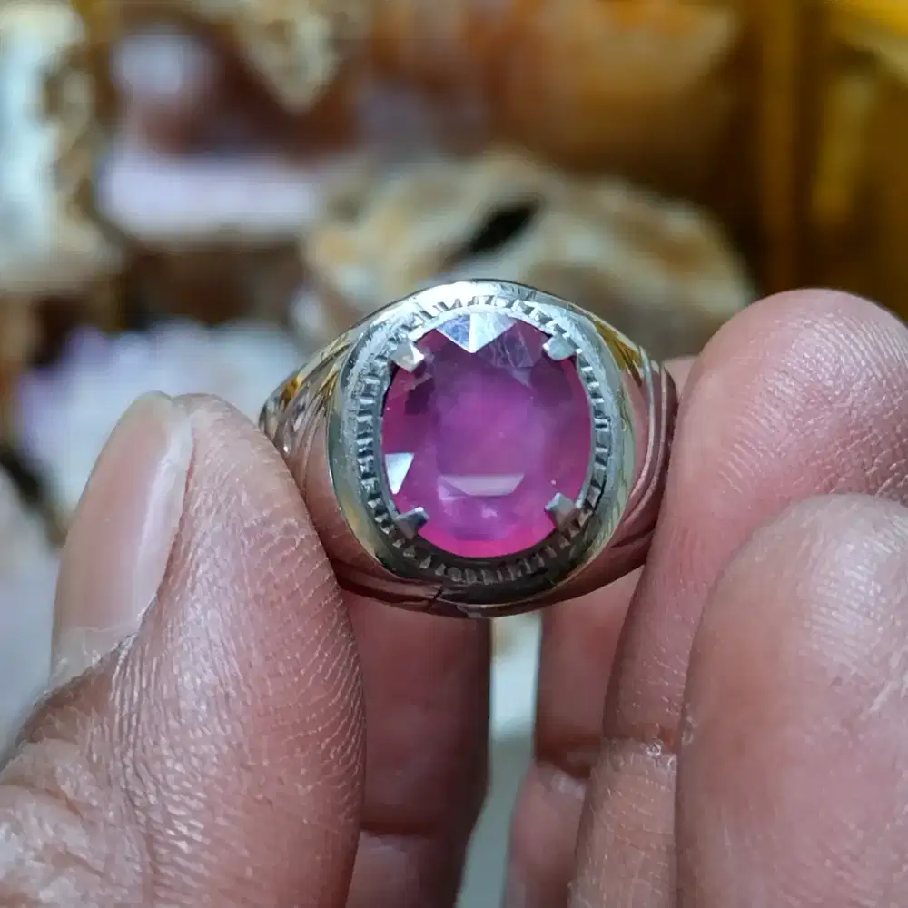 Permata ruby star mozambiq