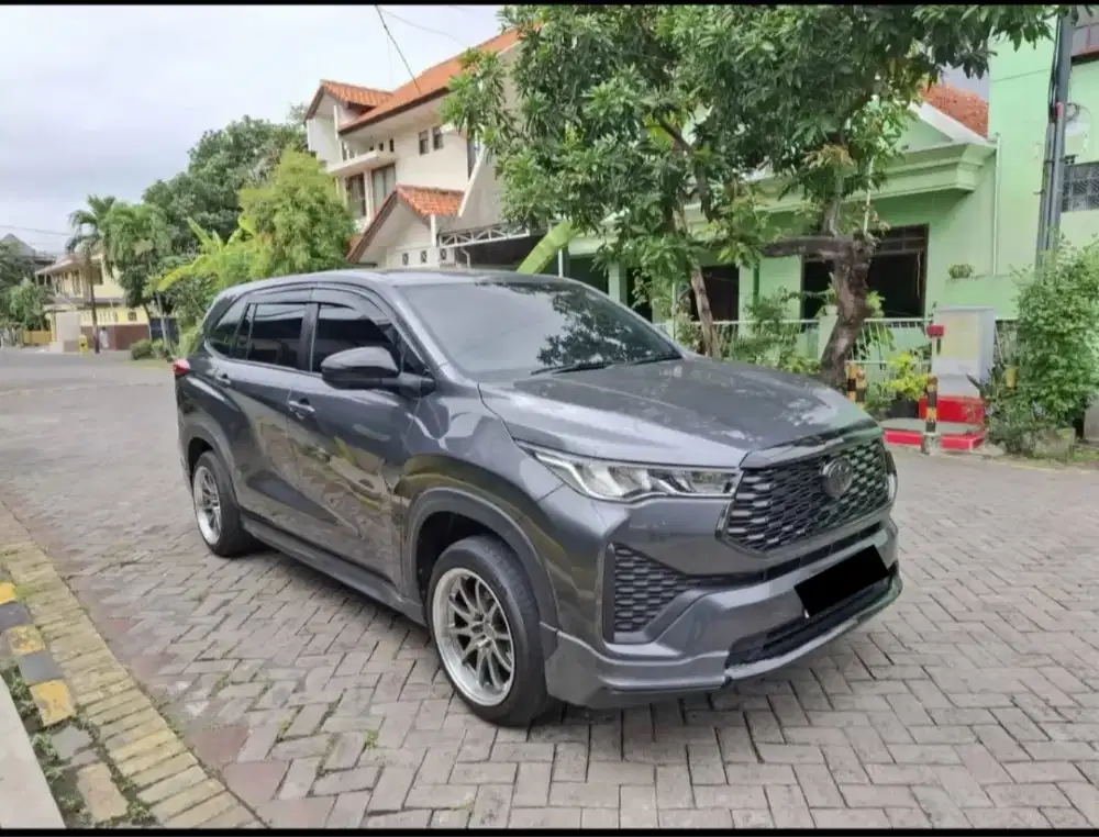 Toyota Innova zenix v 2.0 bensin 2022 matic