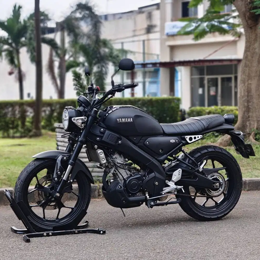 YAMAHA XSR 155 2021 BLACK KM 6K PAJAK PANJANG KAYAK BARU