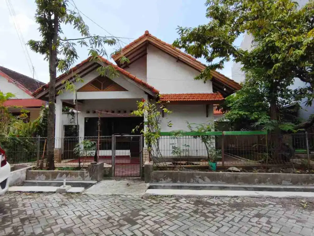 Jual Rumah Hitung Tanah Di Pleburan Semarang Dekat Simpang Lima