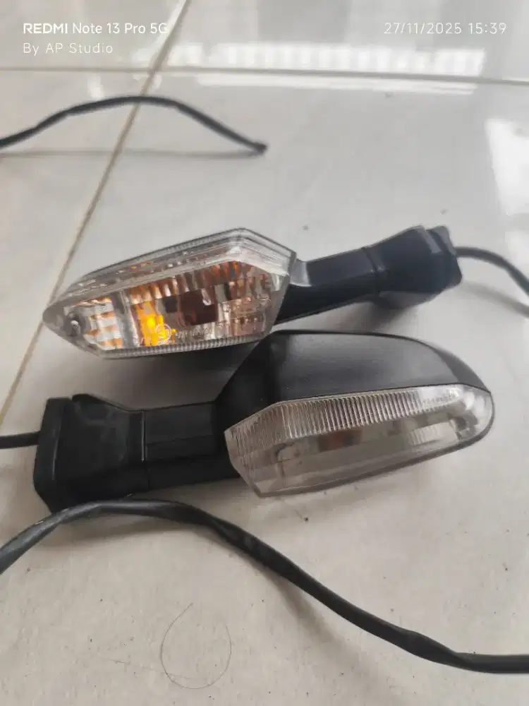 Lampu Sein Kawasaki ER6 Ori