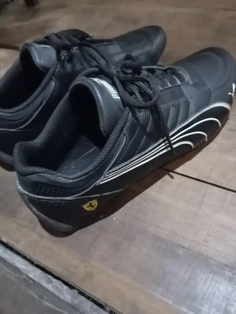 Sepatu Puma Ferari