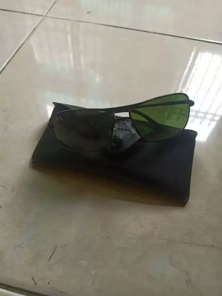 Kacamata Rayban