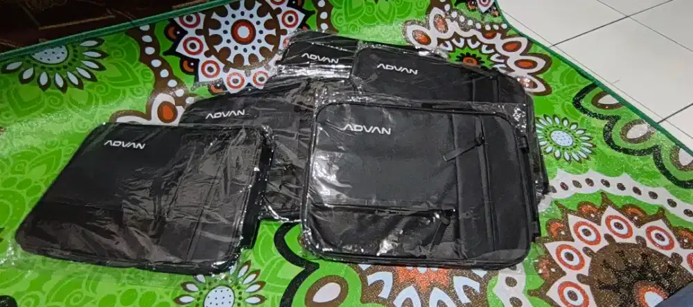 TAS ADVAN SLRMPAMG 14IN