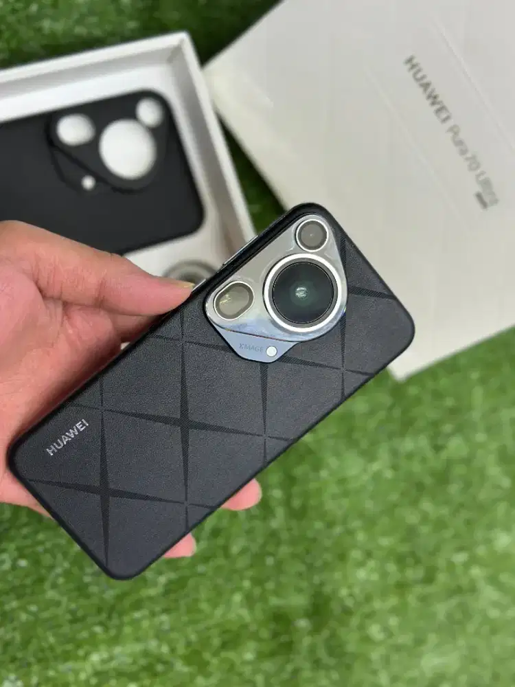 Pura 70 Ultra 16/512 gb