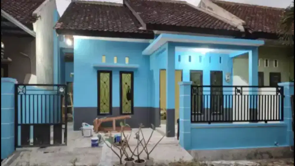 DISEWAKAN RUMAH DEKAT HOTEL ASTON BANYUWANGI