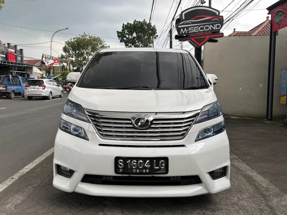 Toyota vellfire 2010
