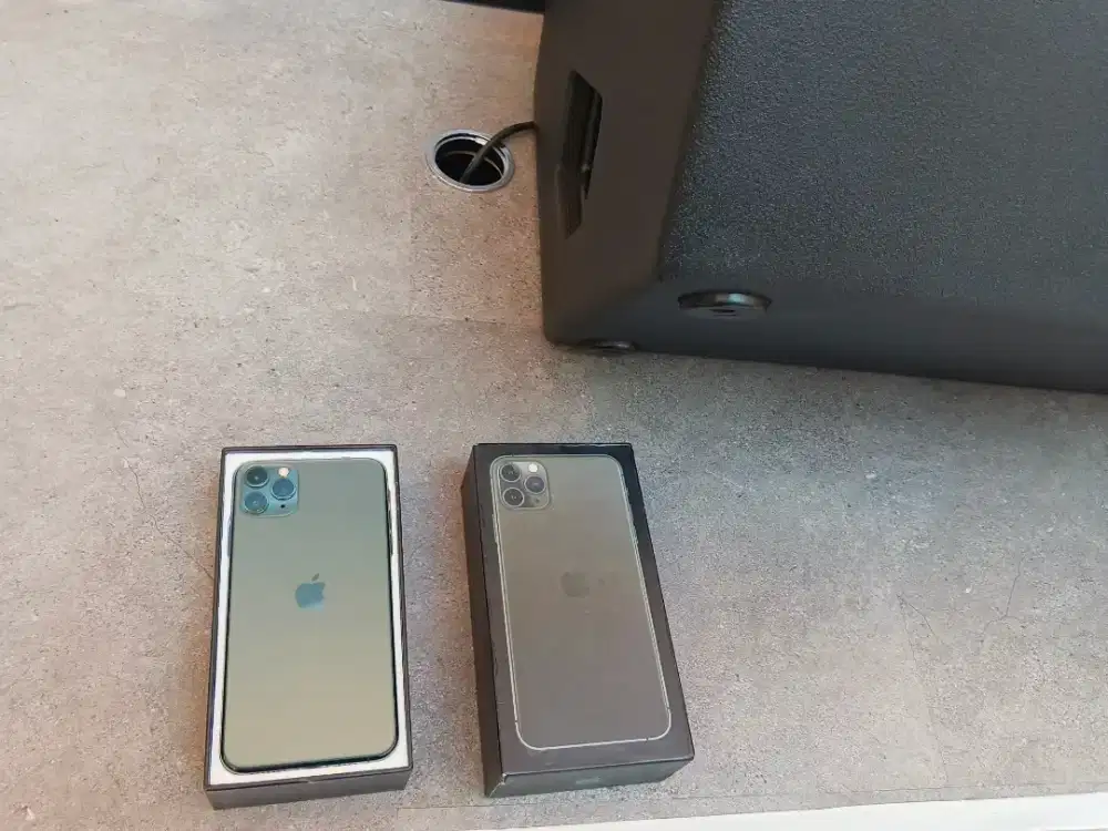 Iphone 11 pro max 256gb satu satu baru