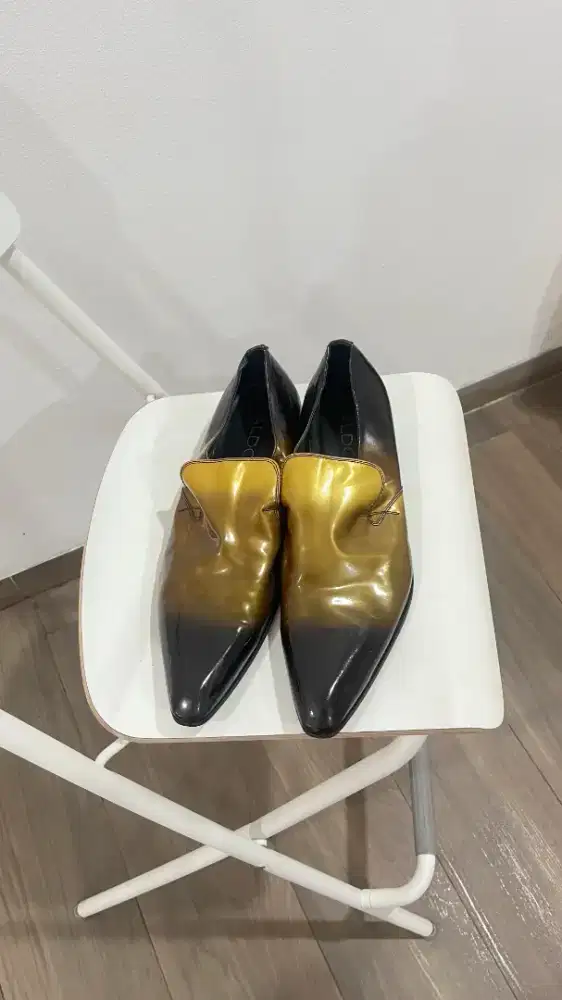 ALDO SEPATU KULIT Gold Coklat