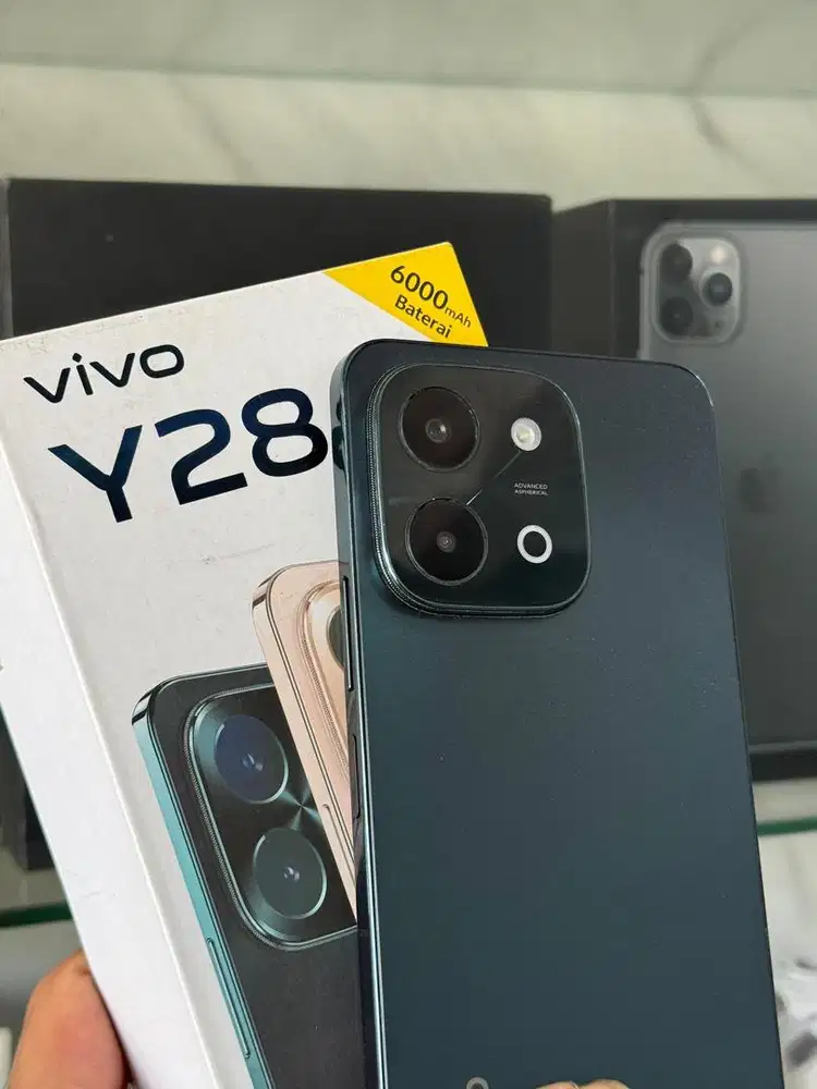 Vivo y28 ram  6/128