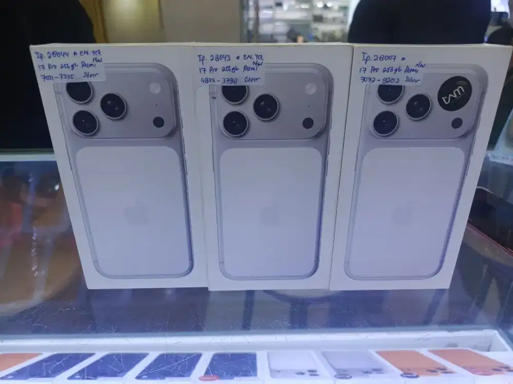 iPhone 17 Pro 256Gb warna Silver New garansi resmi