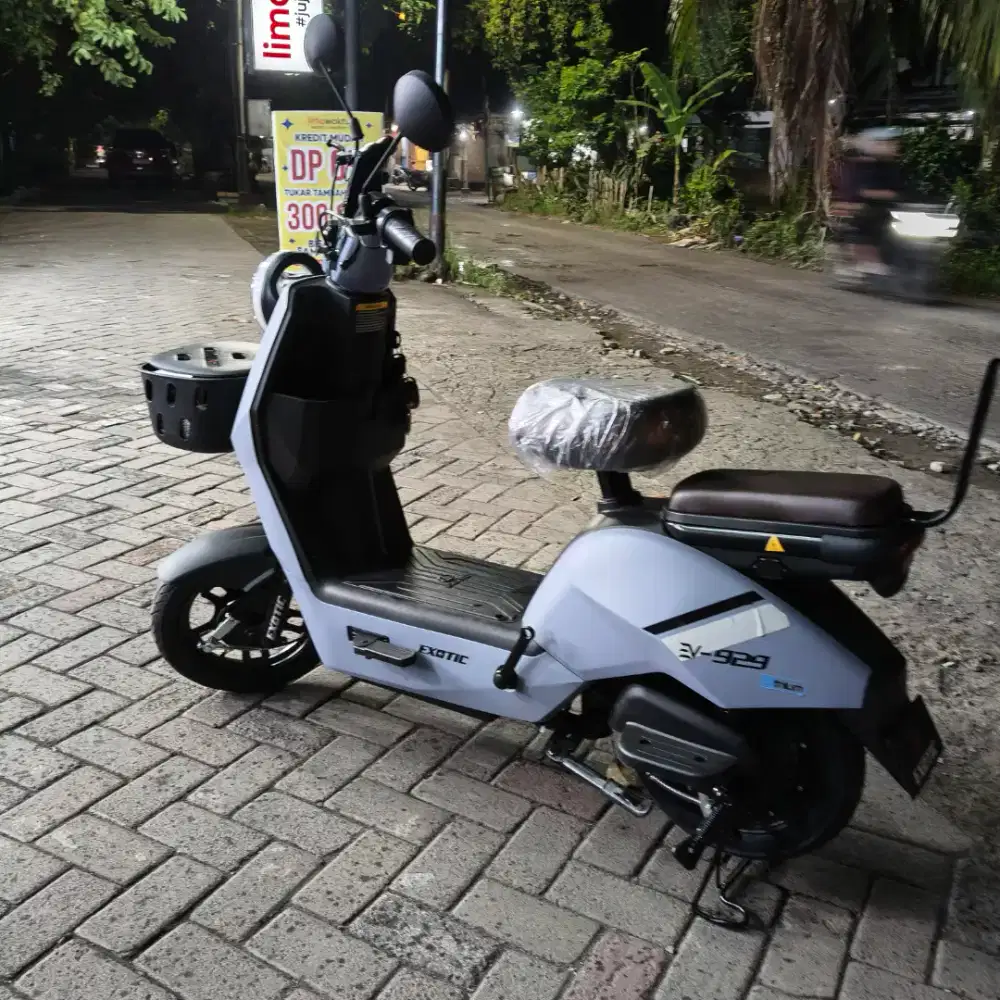 Cuci gudang sepeda listrik