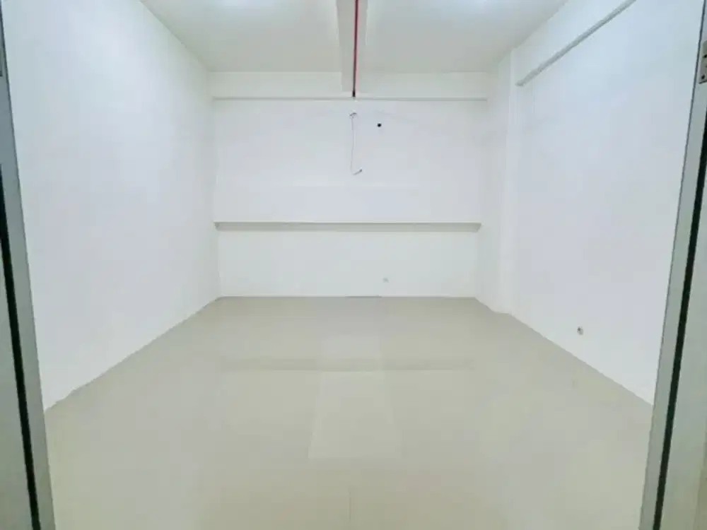 Dijual Segera !!Unit OFFICE Eksklusif Strategis di Apartemen GUNAWANGSA MERR SBY Timur