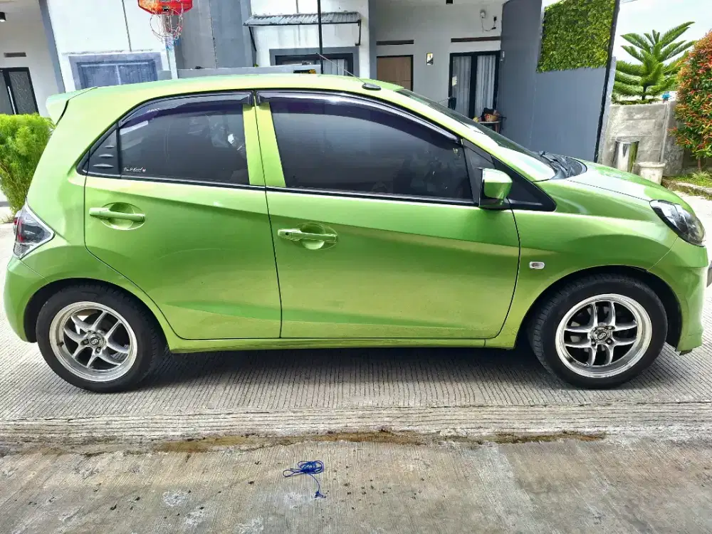 Di jual honda brio matic