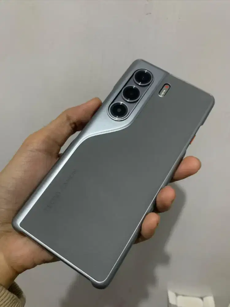 TECNO CANON 40 PRO 5G