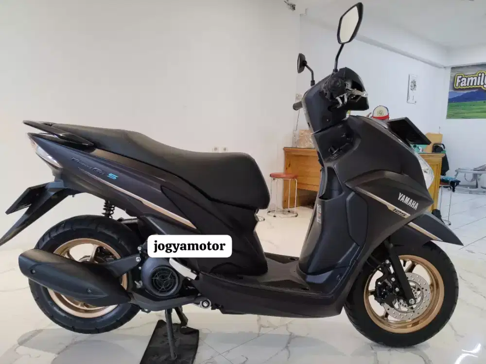 [03] YAMAHA FREEGO S 2025