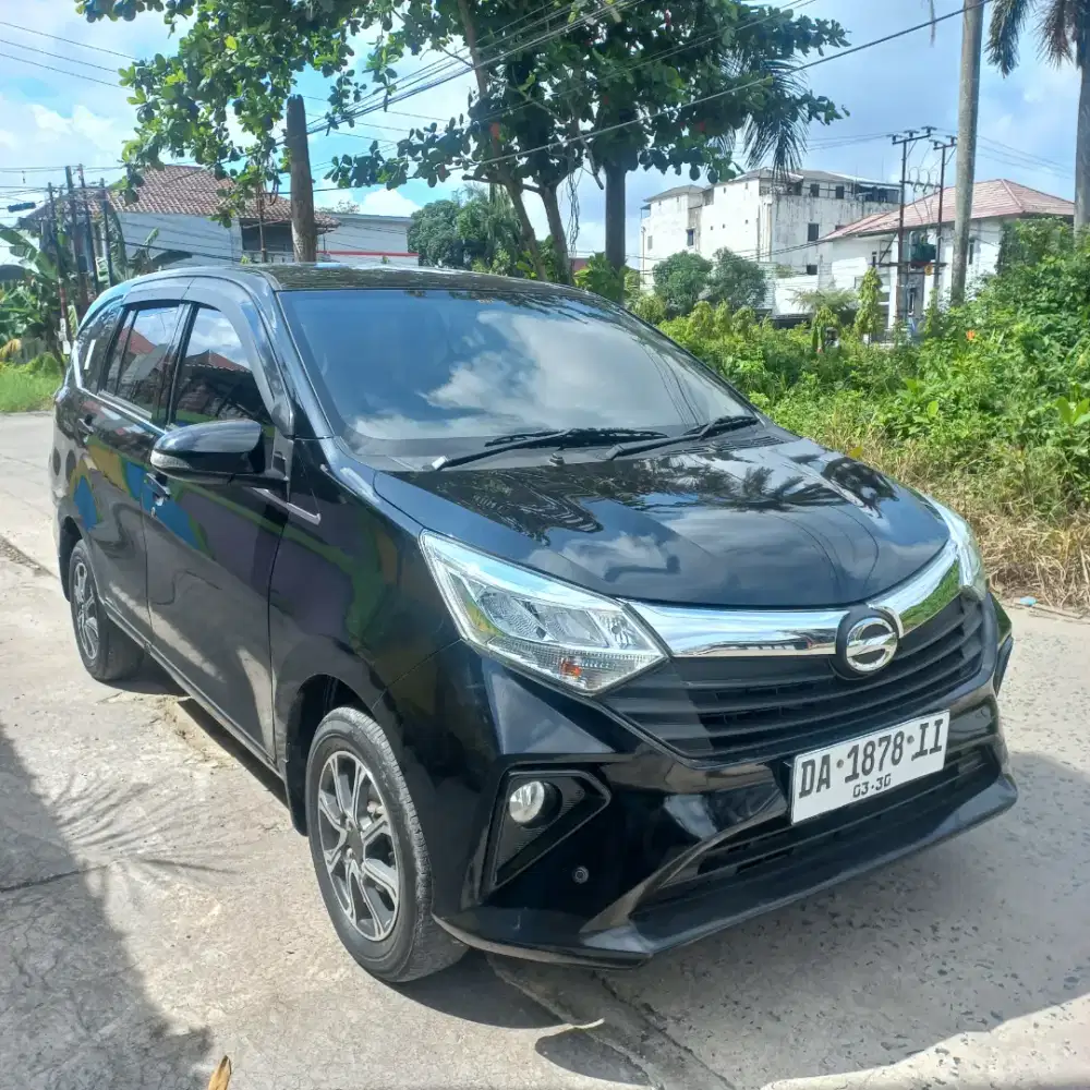 Sigra R deluxe 2020 autometic