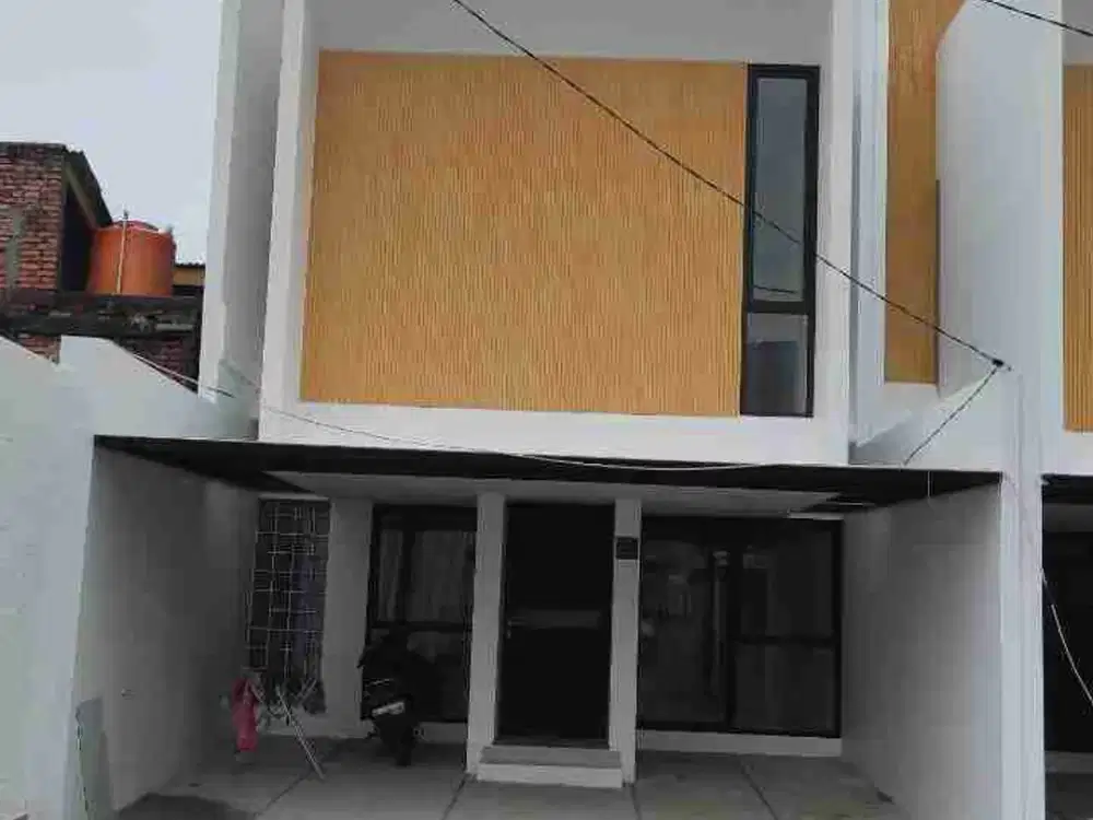Rumah cluster Siap huni di Bintara jaya kota Bekasi 3 lantai rooftop 4 kamar tidur strategis di Bintara jaya Bekasi