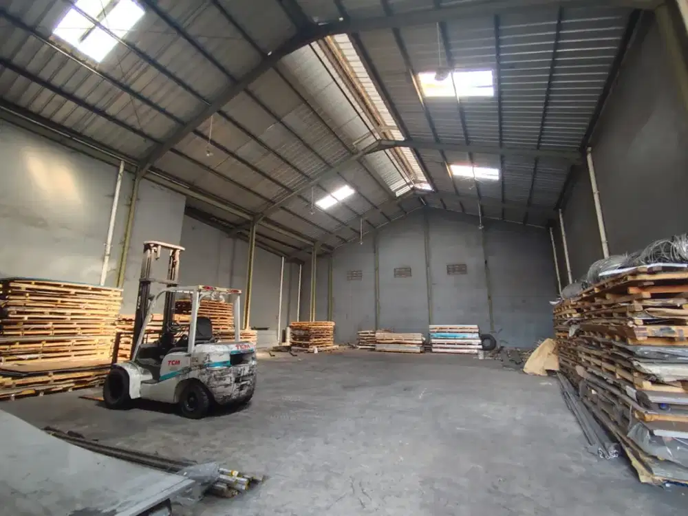 Gudang Plumpang Semper Tipar Gading Cakung Yos Sudarso Akses Container