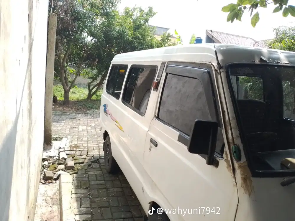 Suzuki Carry 1987 Bensin