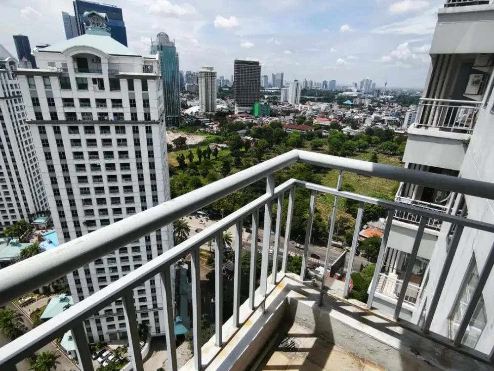Jual Apartemen Sudirman Park 2BR Tower B Lantai 32 | Full Furnished | View Kota Selatan