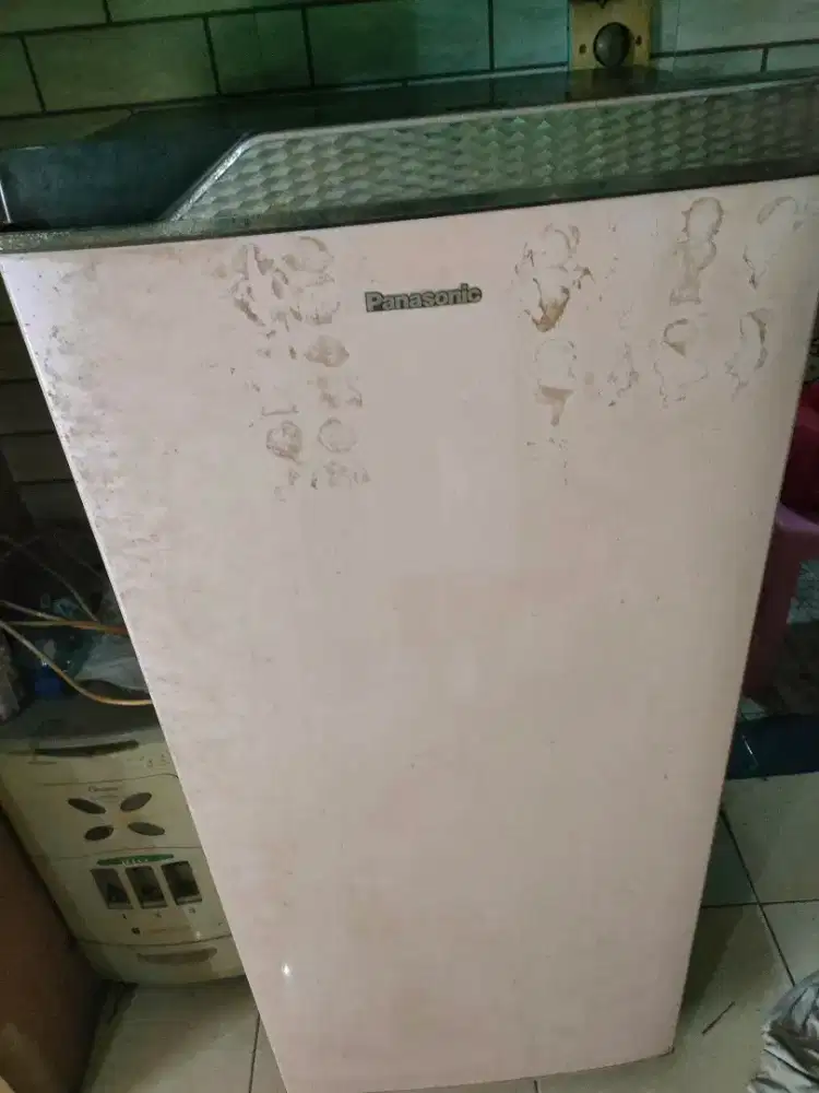 Kulkas panasonic bekas