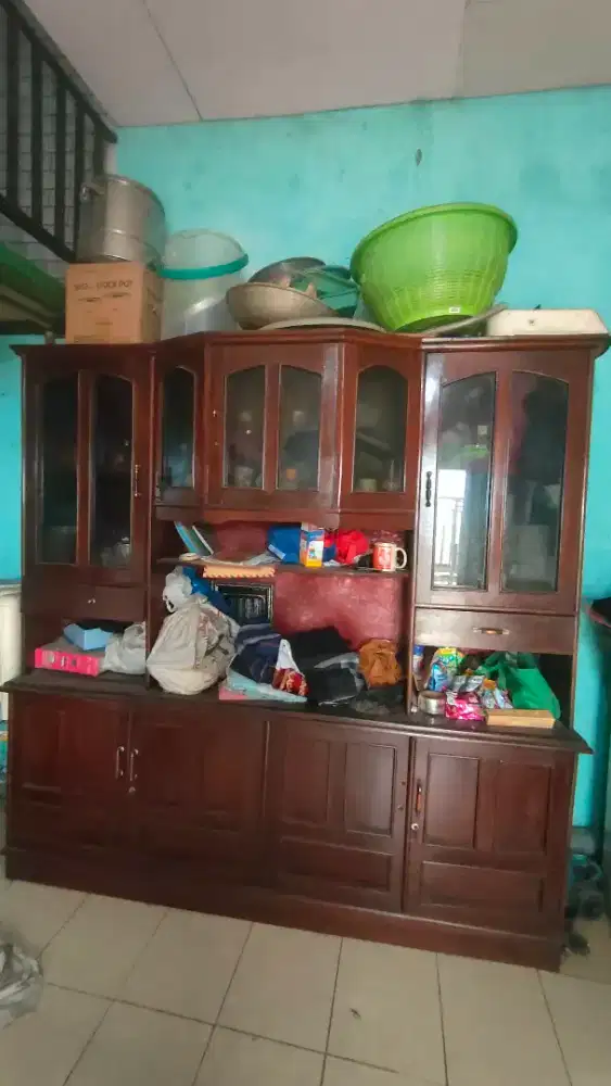 Bufet jati sesuai gambar