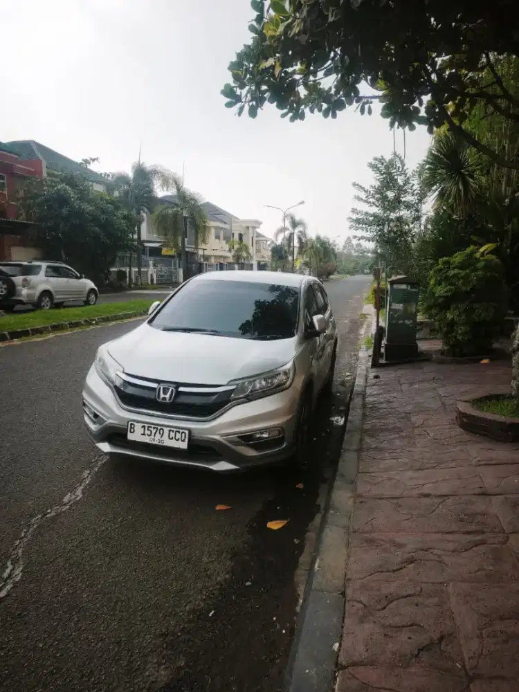 CRV  FACELIFT 2015 AT 2.400 CC