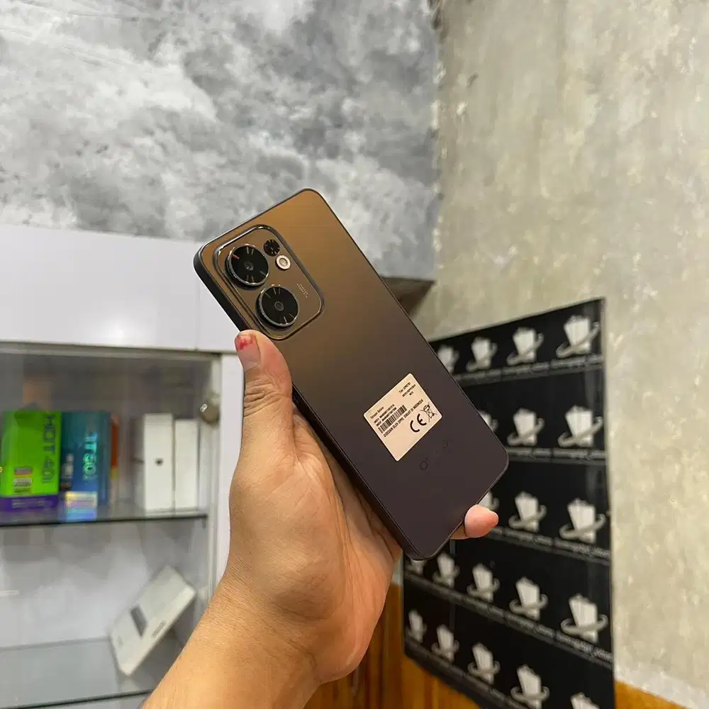 Oppo Reno 13F 4G 8/256 mulus fullset original. TT juga bisa