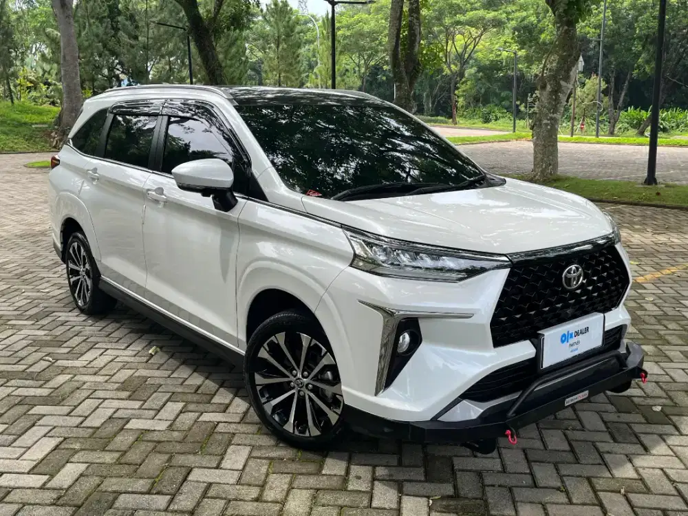 DP 10Jt! VELOZ Q CVT 2022 LOW KM