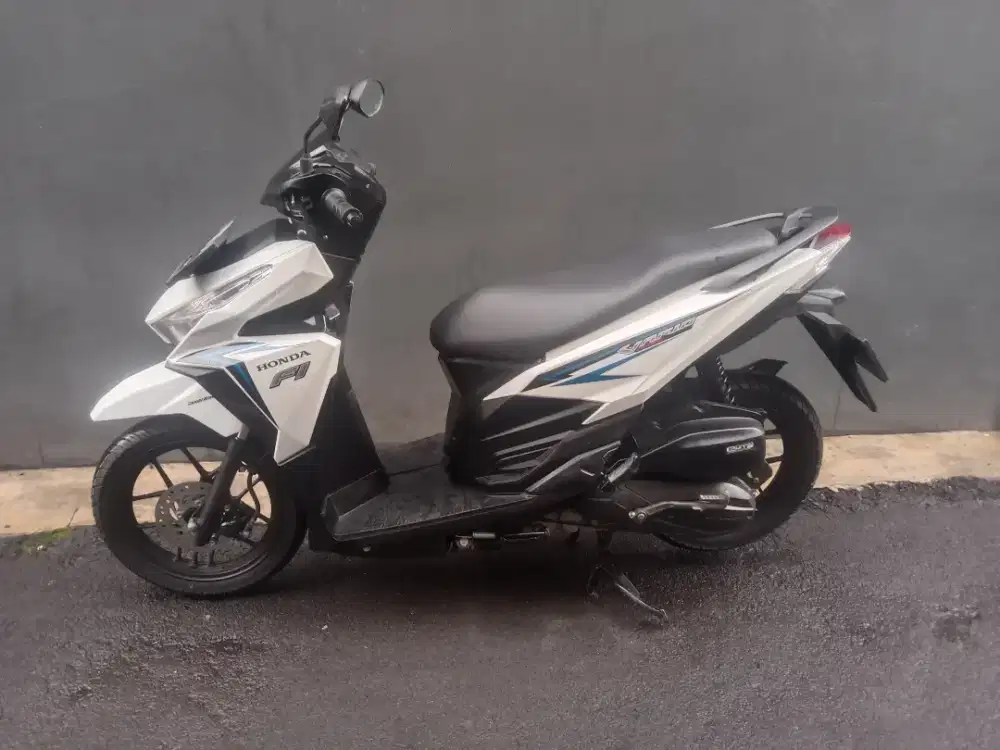 JUAL CEPAT Honda  Vario 125 LED CBS  2017, Super Mulusss FULL ORI