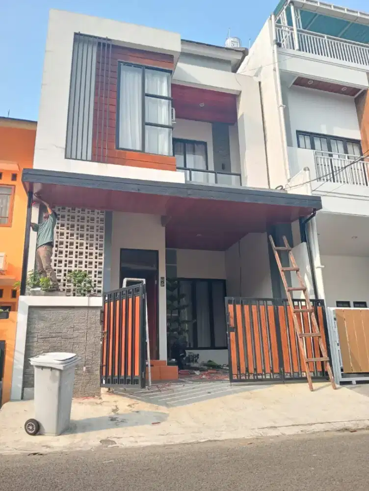 Kanopi baja,  besi hollow dan mezanin