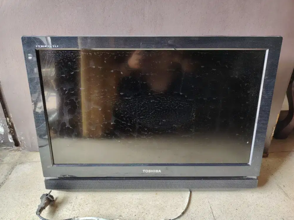 Toshiba Model 24 PB2E