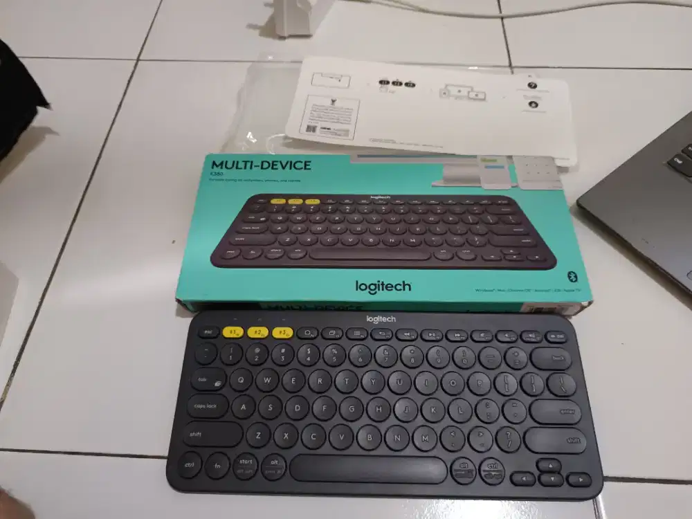 Keyboard Bluetooth Logitech K380