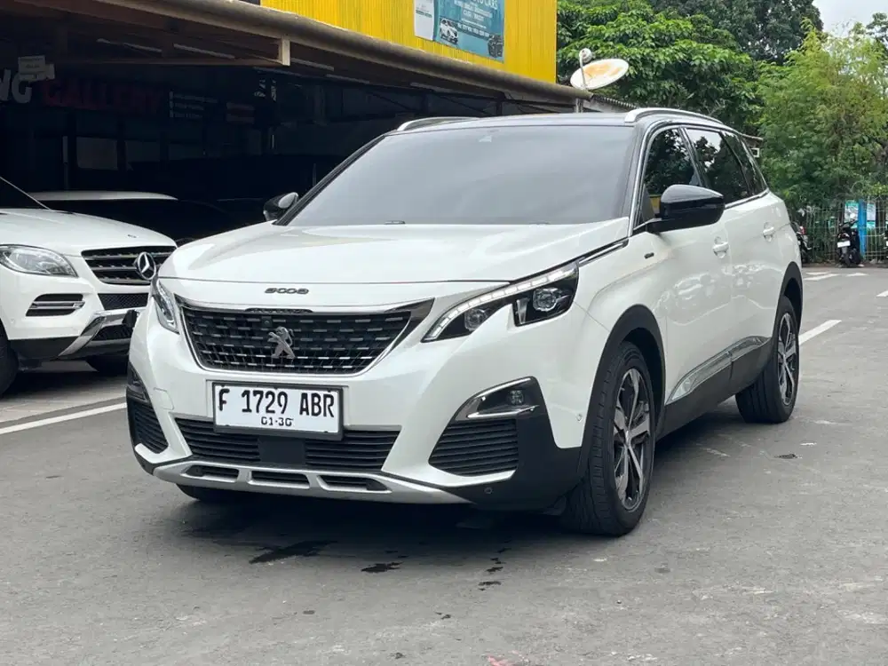 PEUGEOT 5008 AT PUTIH 2019‼️TERMURAH