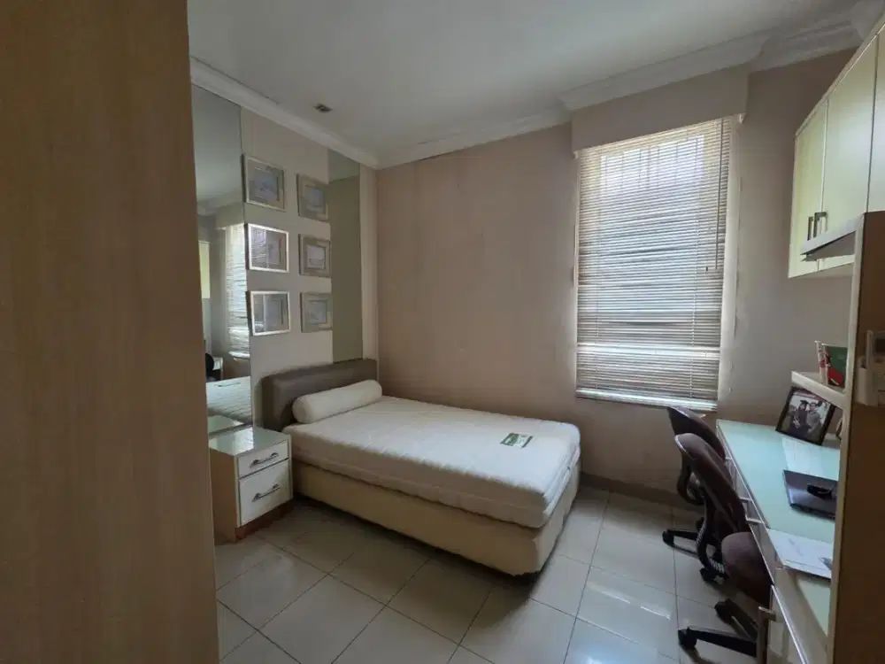 Rumah Akasia Golf 10x18