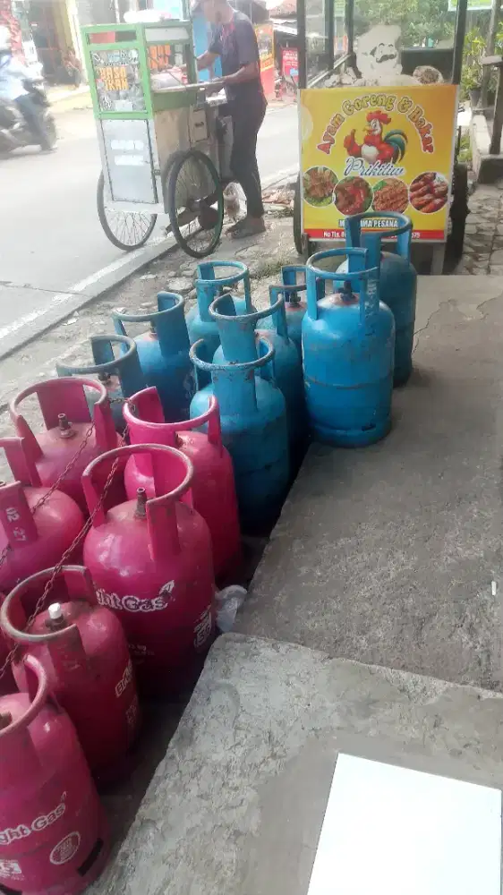 Tabung gas kapasitas 12kg