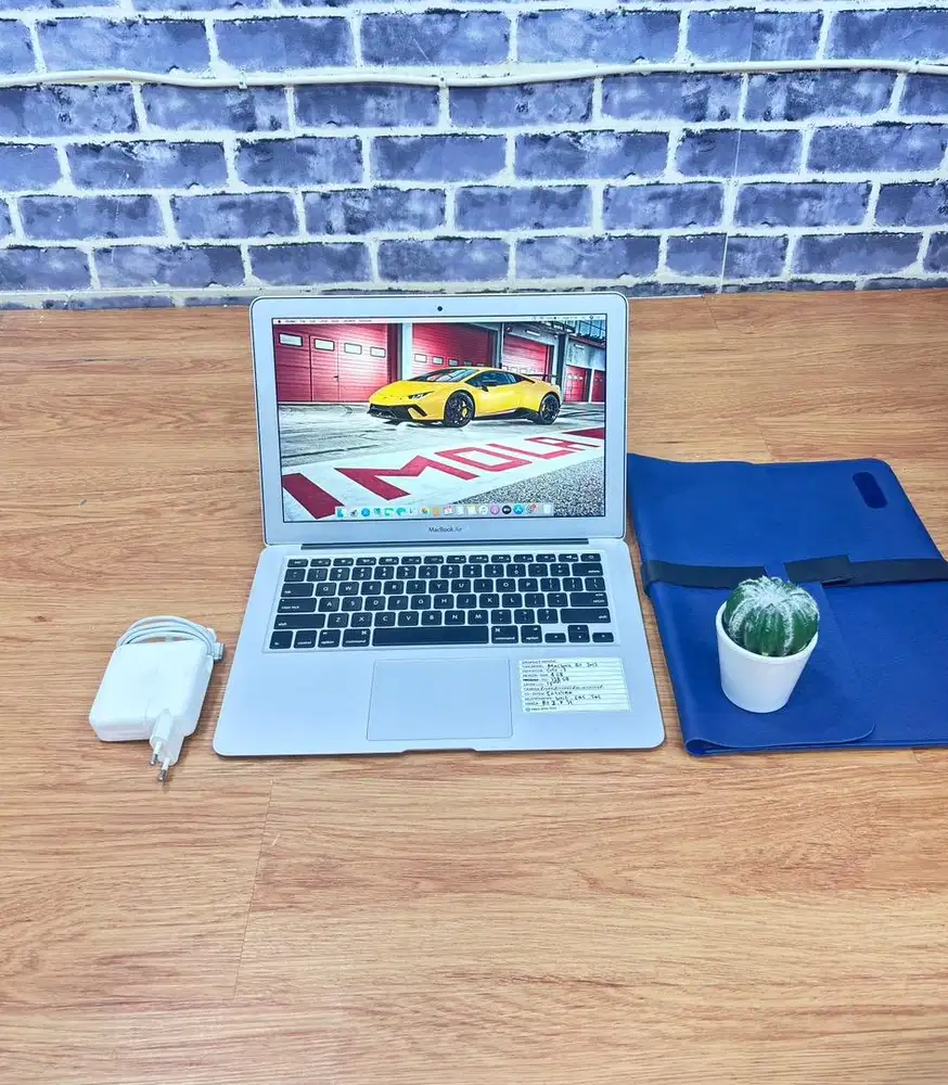 MacBook Air 13 2012, Garansi Panjang 2 Bulan