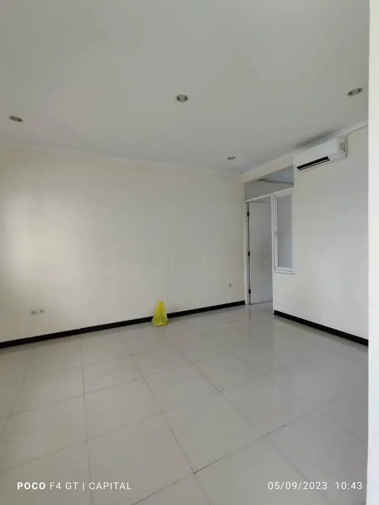 Disewakan Rumah Minimalis 2 Lantai di Taman Kopo Indah 5