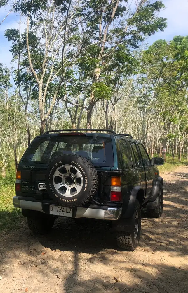 Nissan Terrano 1996 Bensin 4x4 CBU