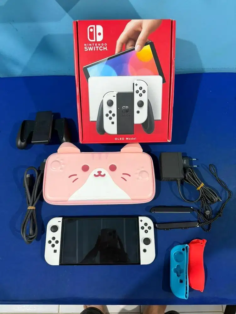 NINTENDO SWITCH OLED