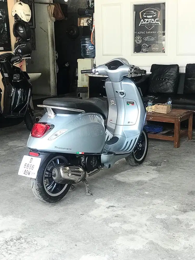 Vespa Primavera S ABS I -GET Tahun 2022 KM-7.792