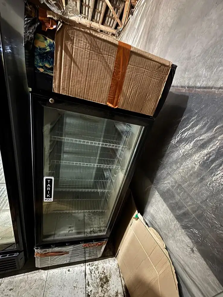 KULKAS MODENA SHOWCASE 200L