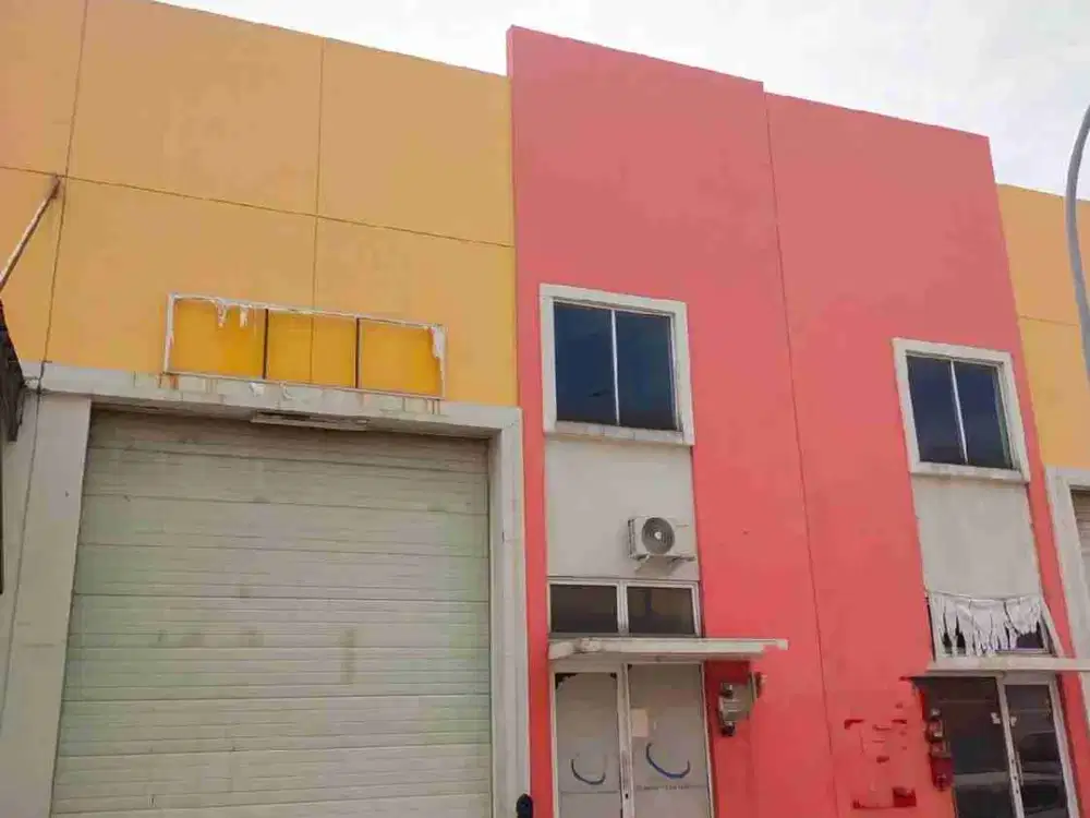 Disewakan Gudang Green Sedayu Bizpark Cakung Jakarta Timur Siap Pakai