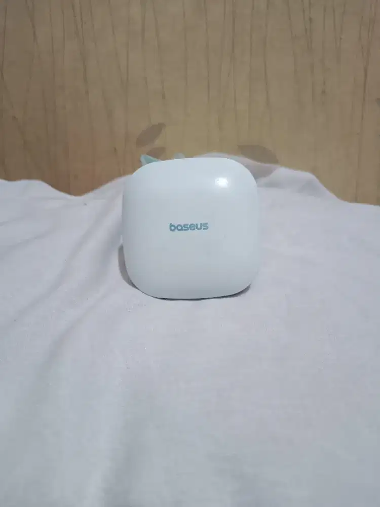 Earphone Bluetooth Baseus