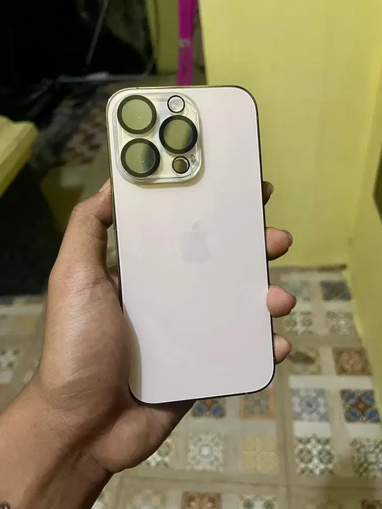 Iphone 14 pro 256 gb ibox (tengkulak dilarang nawar)