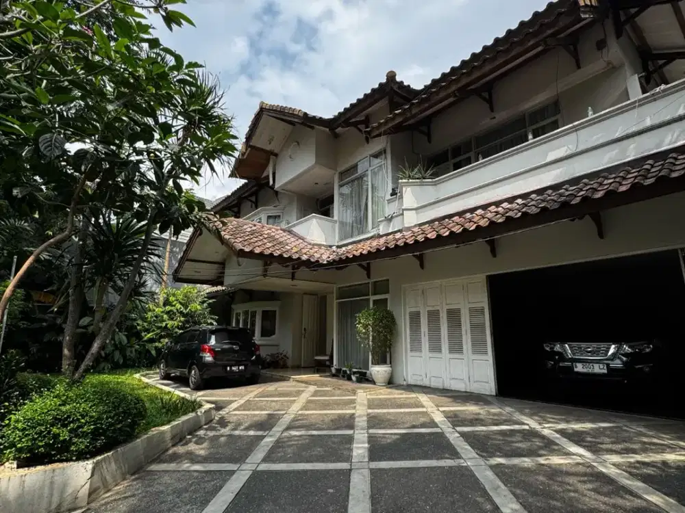 Rumah Mewah Siap Huni di Selong, Kebayoran Baru – Lokasi Premium Jakarta Selatan